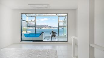 Geoje Badageurigo Pension