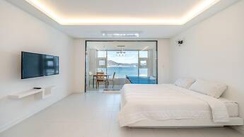 Geoje Badageurigo Pension