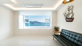 Geoje Badageurigo Pension