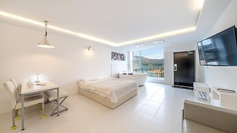 Geoje Badageurigo Pension