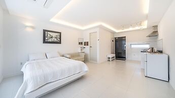 Geoje Badageurigo Pension