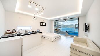 Geoje Badageurigo Pension