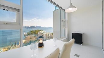 Geoje Badageurigo Pension