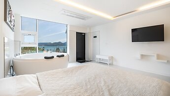 Geoje Badageurigo Pension