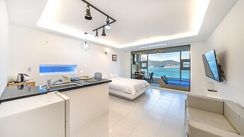 Geoje Badageurigo Pension