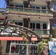 Hotel White Palace