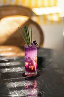 Legend Hill Resort & Spa