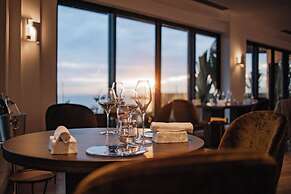 Legend Hill Resort & Spa