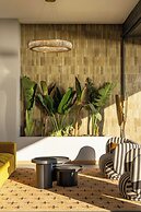 Legend Hill Resort & Spa