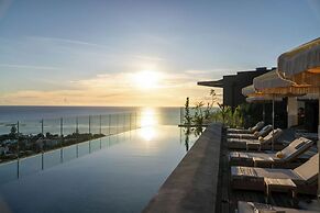 Legend Hill Resort & Spa