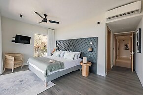Legend Hill Resort & Spa