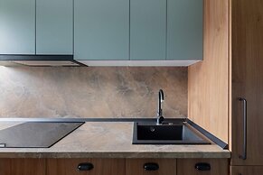 HOLT’s Sublime Minty Green 1BR on the Park