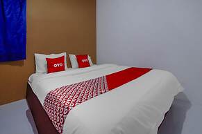 OYO 89994 Kartini House