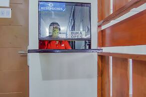 OYO 89994 Kartini House