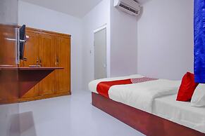 OYO 89994 Kartini House