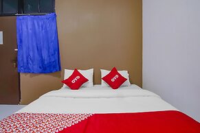 OYO 89994 Kartini House