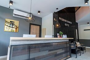 PP Grand Kamala Hotel