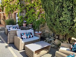 HOTEL  L'ART DES METS BY COTE JARDIN
