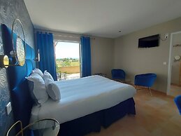 HOTEL  L'ART DES METS BY COTE JARDIN