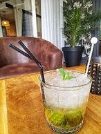 HOTEL  L'ART DES METS BY COTE JARDIN
