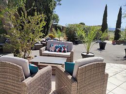 HOTEL  L'ART DES METS BY COTE JARDIN