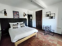 HOTEL  L'ART DES METS BY COTE JARDIN