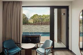 The Isolano, Cres, Autograph Collection
