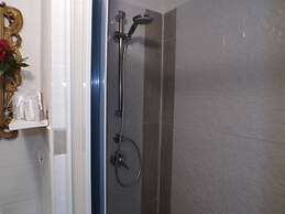 Astra Wi-fi Studio Apartment in the Historic Center