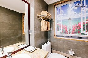 Quang Ninh Gate Hotel & Resort