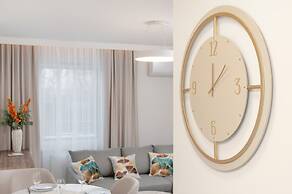 Bright Apartment With Balcony by Renters