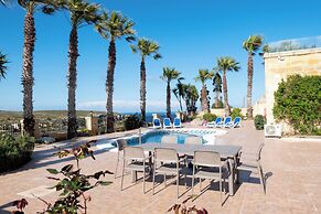 Zest Gozitan Villa & Pool