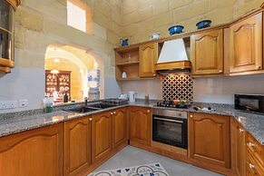 Surwig Gozitan Villa & Pool