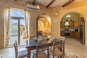 Surwig Gozitan Villa & Pool