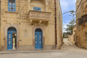 Surwig Gozitan Villa & Pool