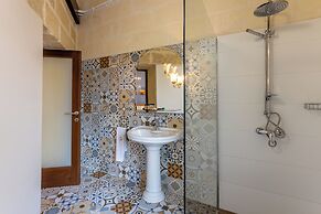 Surwig Gozitan Villa & Pool