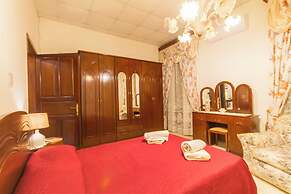 Sunny Maltese Townhouse Madonnina Kalkara