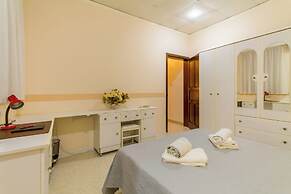 Sunny Maltese Townhouse Madonnina Kalkara