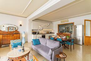 Magnificent sunny seafront Apart Sliema