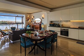 Magnificent sunny seafront Apart Sliema