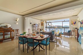 Magnificent sunny seafront Apart Sliema