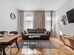 SKY9 Apartments District 17