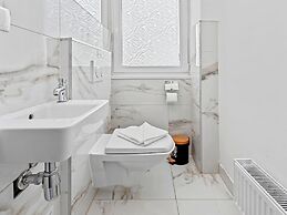 SKY9 Apartments District 17