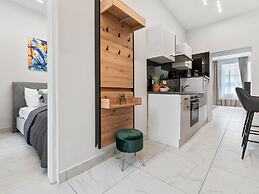 SKY9 Apartments District 17