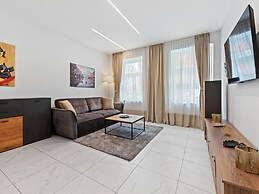 SKY9 Apartments District 17