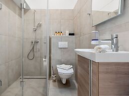 SKY9 Apartments District 17