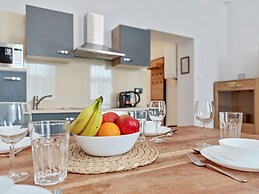 SKY9 Apartments District 17