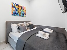 SKY9 Apartments District 17