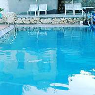 Hotel Luxmi Vilas Inn