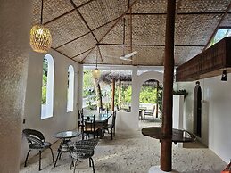 Island Luxury Fehendhoo