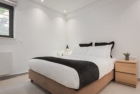Athenian Riviera Secluded Apartment